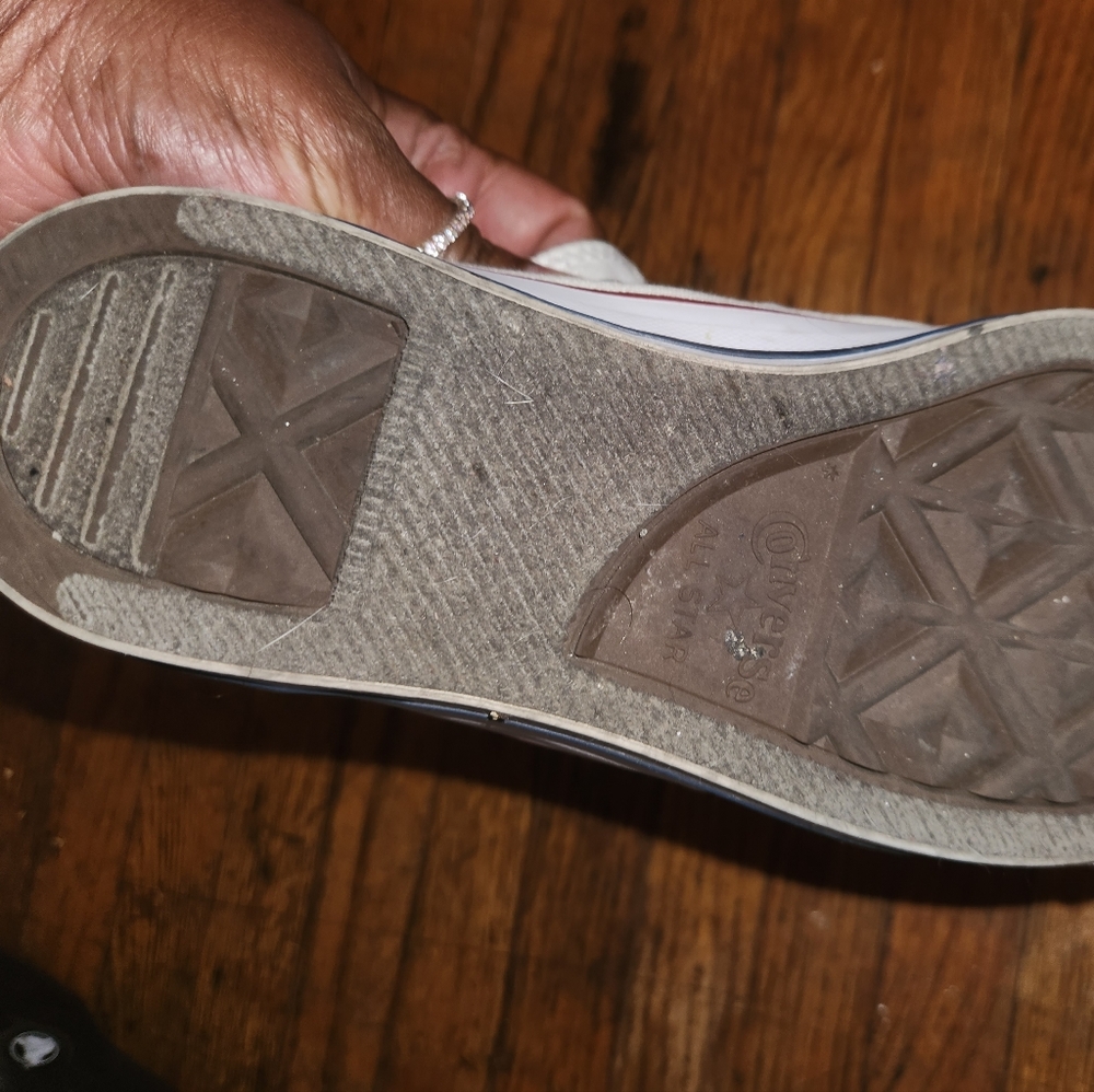Sneaker - Picture 2 of 5